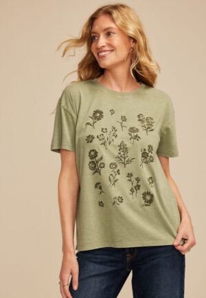 Scattered Floral Relaxed Fit Graphic Tee