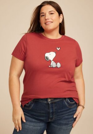 Plus Size Peanuts Snoopy Heart Classic Fit Graphic Tee